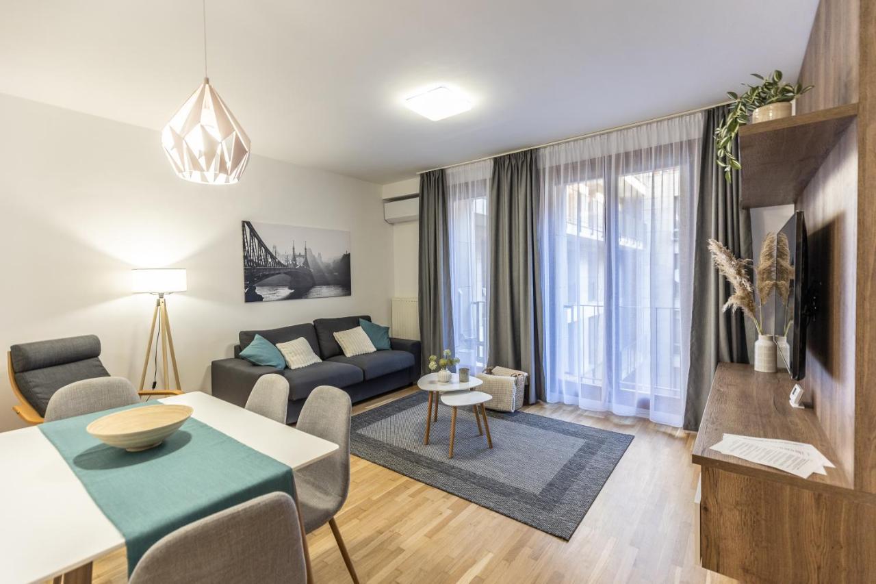 Pleasure Place Apartment Budapest Ngoại thất bức ảnh